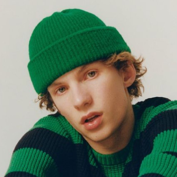 Zara Other - NWT. Zara Man Green Short Ribbed Hat.